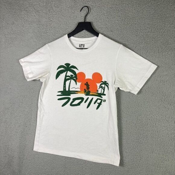 Disney‎ Uniqlo Mickey Mouse Shirt Mens Small Tee Beach Tropical White Short Top - Picture 6 of 9